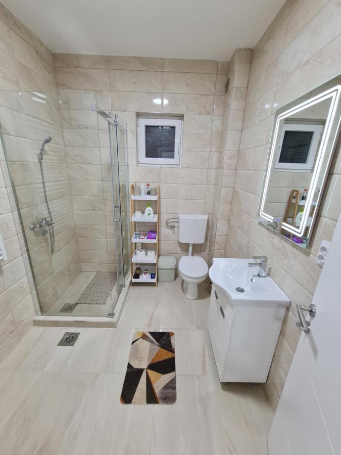 "Astor16" Apartments Ni Εξωτερικό φωτογραφία