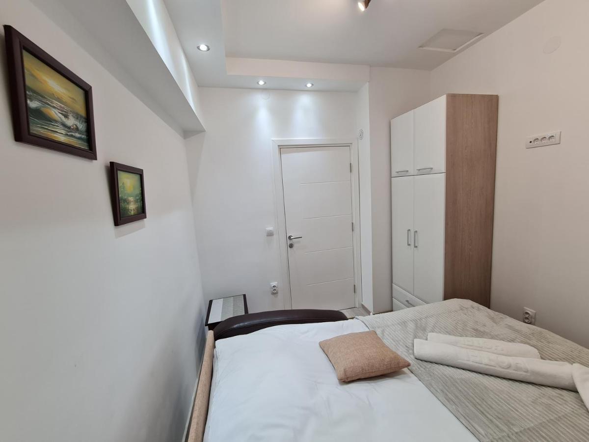 "Astor16" Apartments Ni Εξωτερικό φωτογραφία