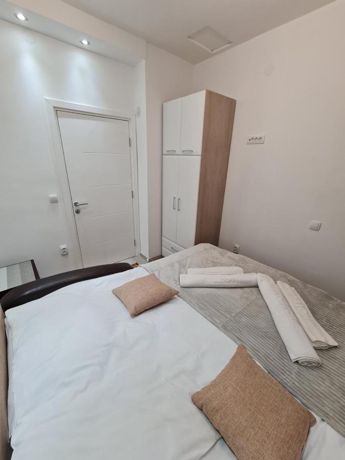 "Astor16" Apartments Ni Εξωτερικό φωτογραφία