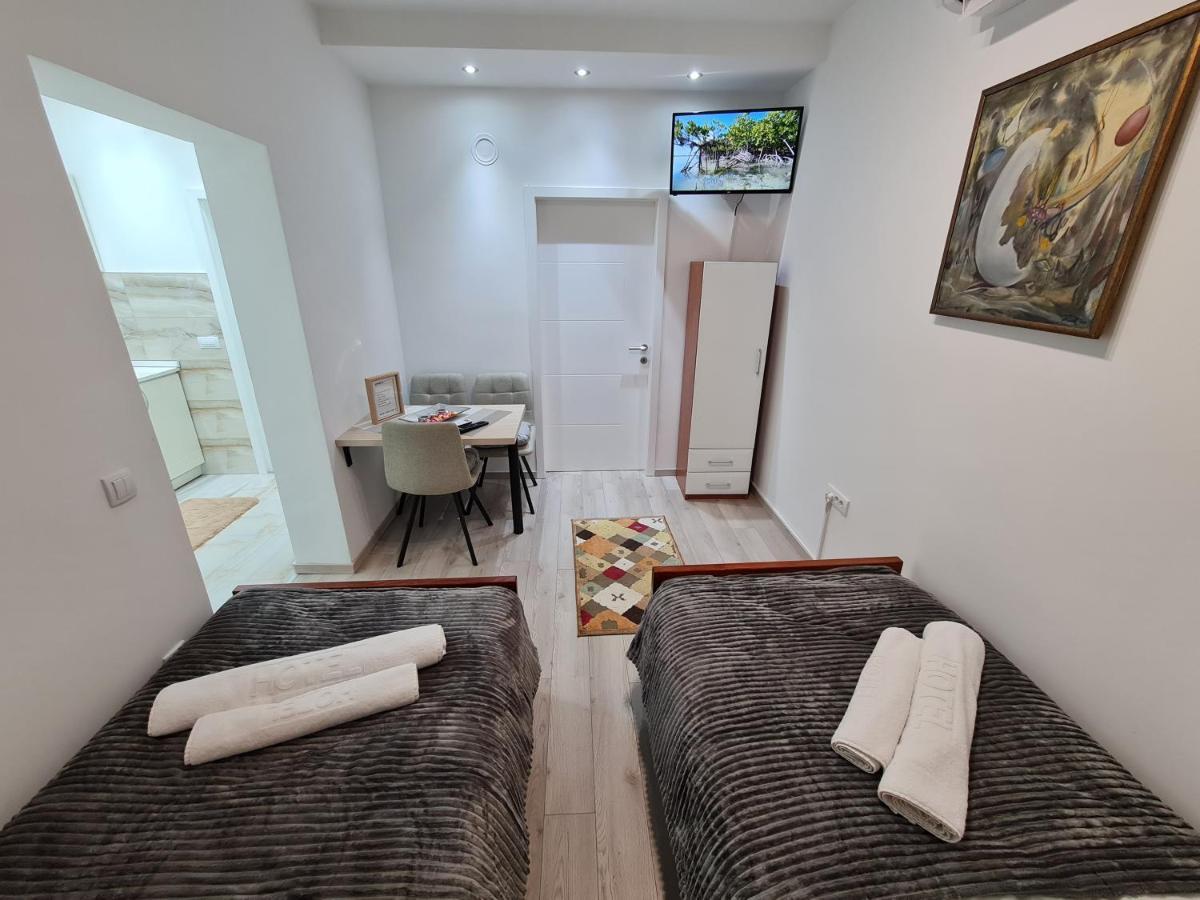 "Astor16" Apartments Ni Εξωτερικό φωτογραφία