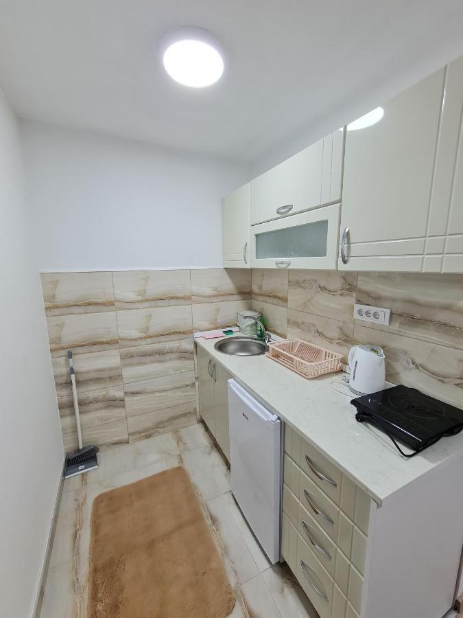 "Astor16" Apartments Ni Εξωτερικό φωτογραφία