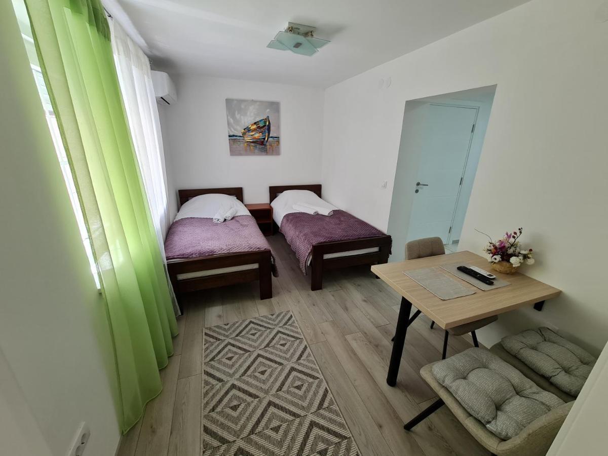 "Astor16" Apartments Ni Εξωτερικό φωτογραφία