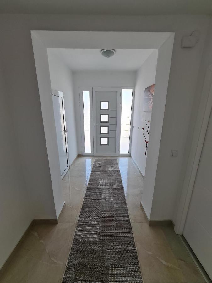 "Astor16" Apartments Ni Εξωτερικό φωτογραφία