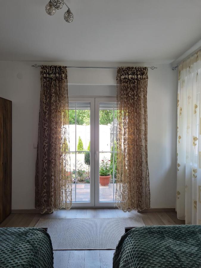 "Astor16" Apartments Ni Εξωτερικό φωτογραφία